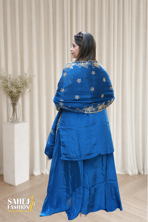 Crepe Suit - Image 3