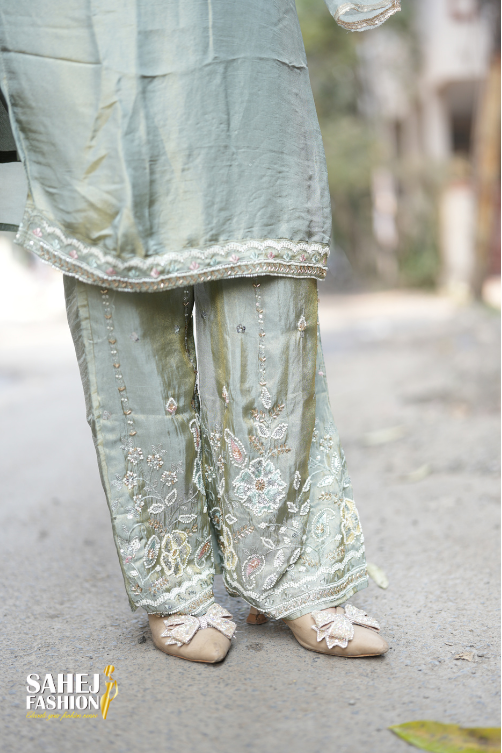 Readymade Suits - Image 3